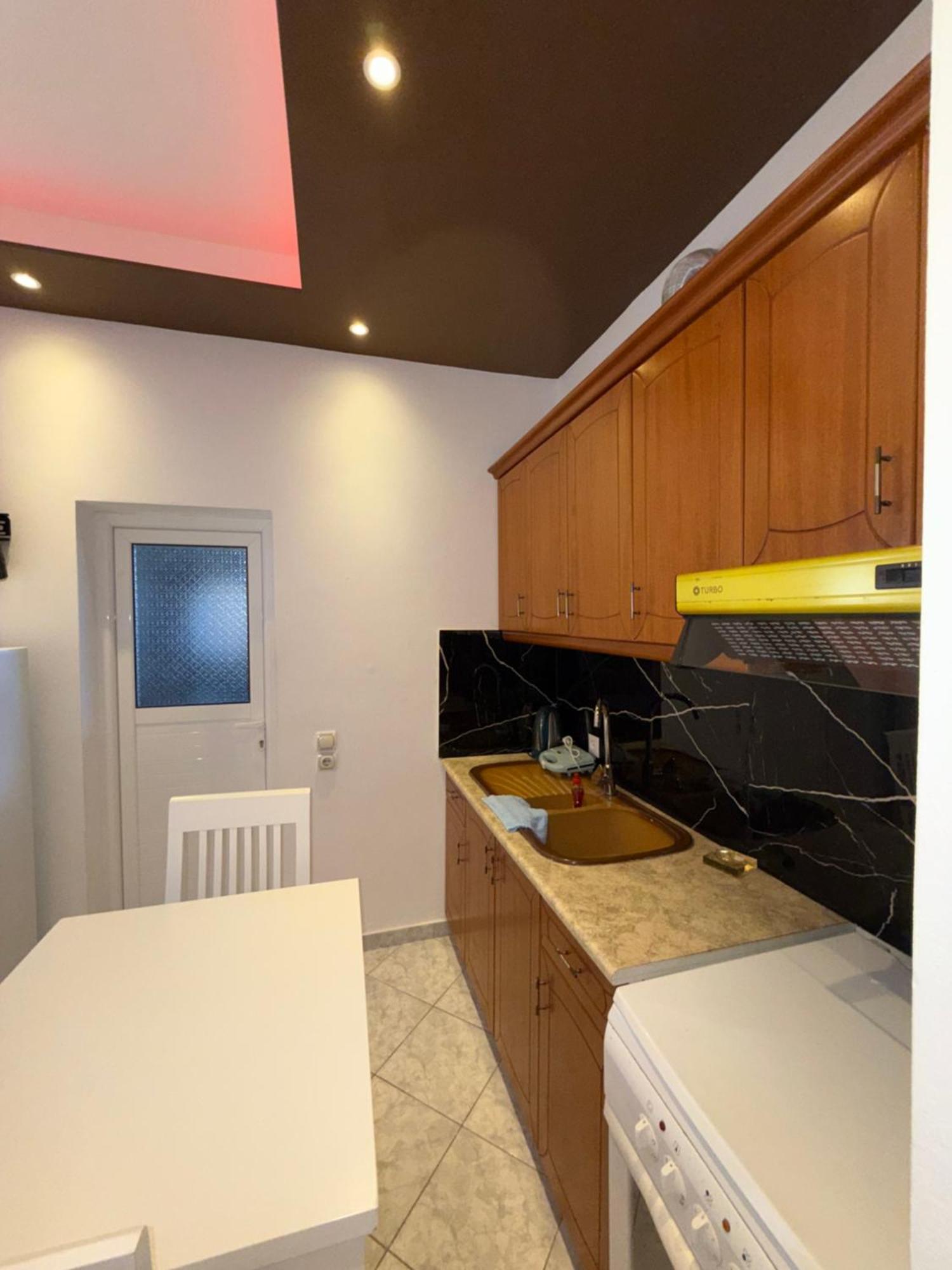 Ylli'S Apartments Sarande Exterior photo